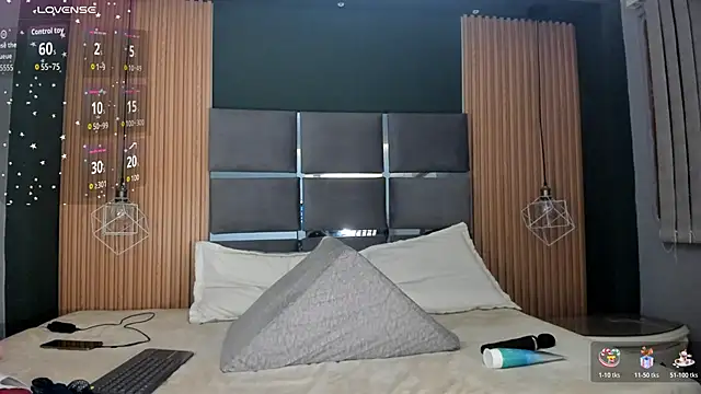 MiaTorres4のライブXXXチャット