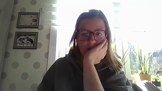 LiquidLeonie Webcam Show