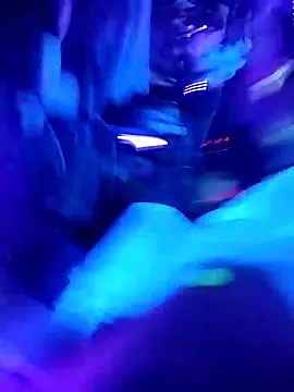 gurlnips 现场XXX聊天