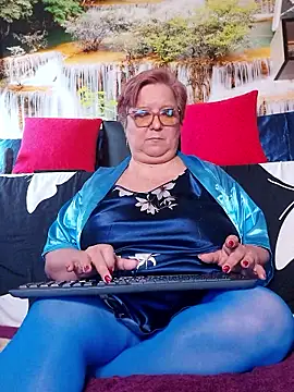 Czat XXX na żywo – QueenPammy1