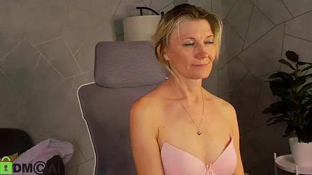 Webkamerová show Julie_Lucas