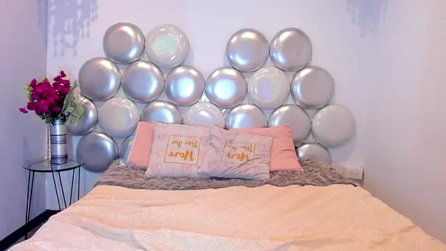 Chatroom XXX en direct de Leyla_cherry