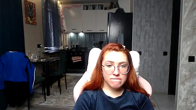 ReginasmileeのライブXXXチャット