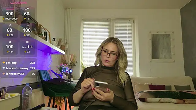 Czat XXX na żywo – -Bullet_Nipples-