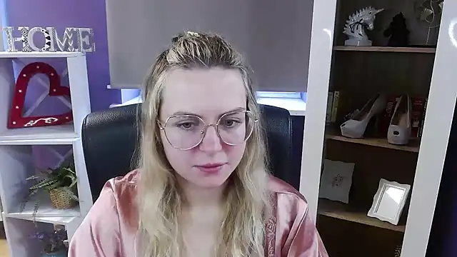 Chatroom XXX en direct de Zoey_Erotic