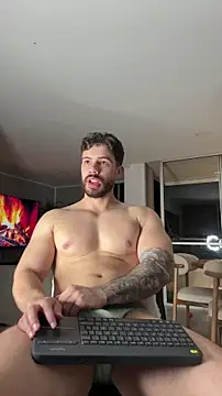 Valenthino_Salvatore 라이브 XXX 채팅