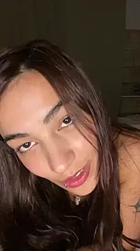 littlethyy Chat XXX in diretta