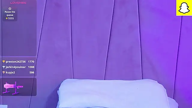 DeniseSun: онлайн-секс-чат