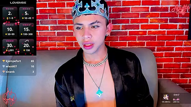 Prince_Apolo's Live XXX Chat