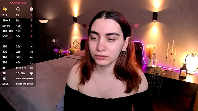 Chat XXX ao vivo de hannacheekss_