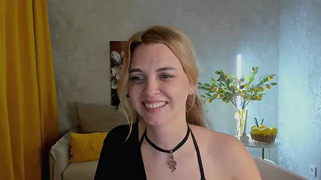 LunaFlinn: онлайн-секс-чат