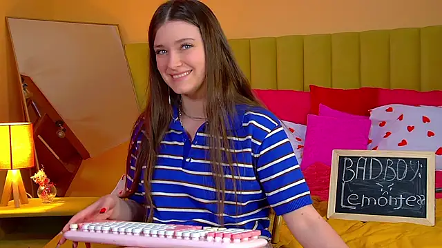 JessicaJewells élő XXX-chatje