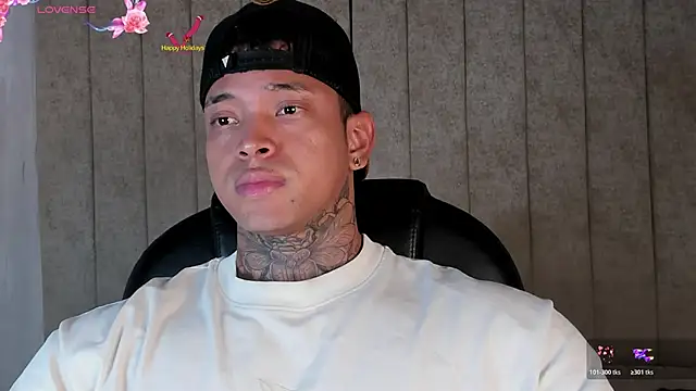 Stiven_collins: онлайн-секс-чат