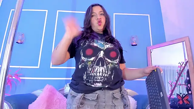 TaraTaylorr's Live XXX Chat