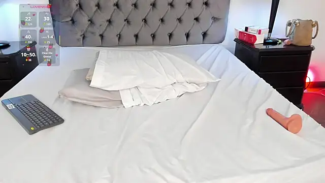 Kiri_Black_'s Live XXX Chat