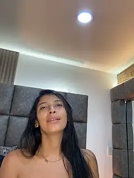 BrigitteVons' Live XXX Chat