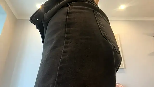 AlisaWhitenessn Webbikameraesitys