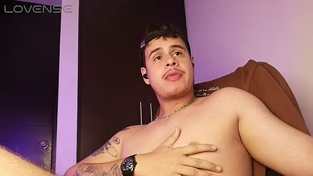 BjornSteel's Live XXX Chat