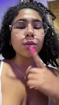 anto_rochiz's Live XXX Chat