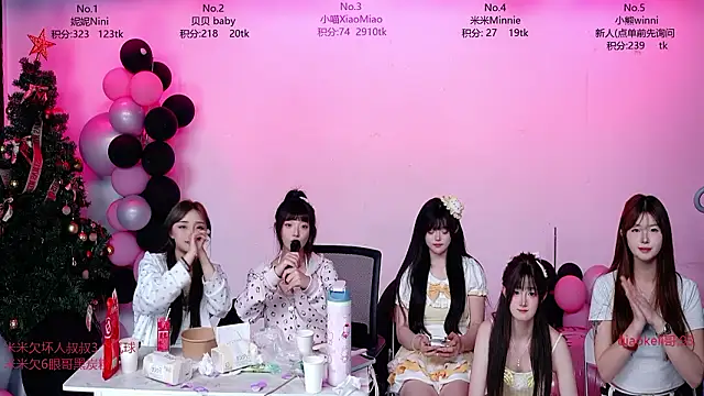 CM---002のライブXXXチャット