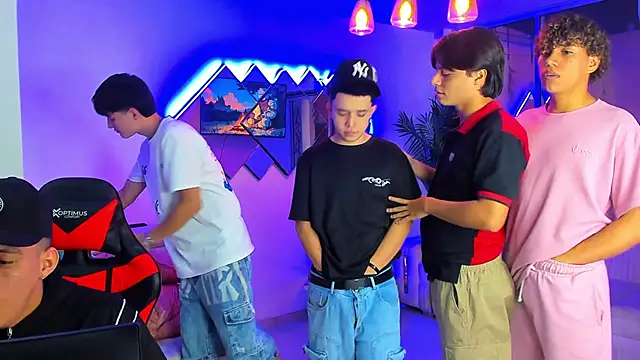 Houseofwarrios webkamerás műsora