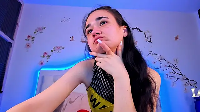 TinyBlair Chat XXX in diretta