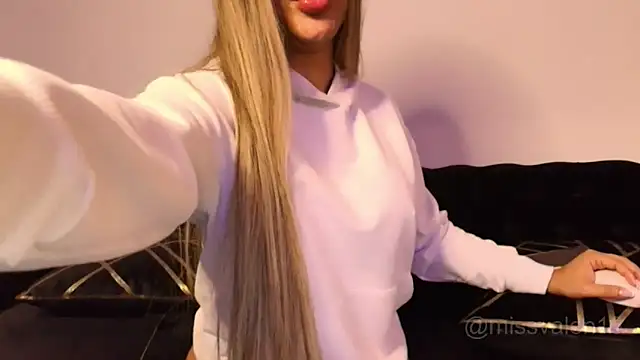 missvalen's Webcam Show