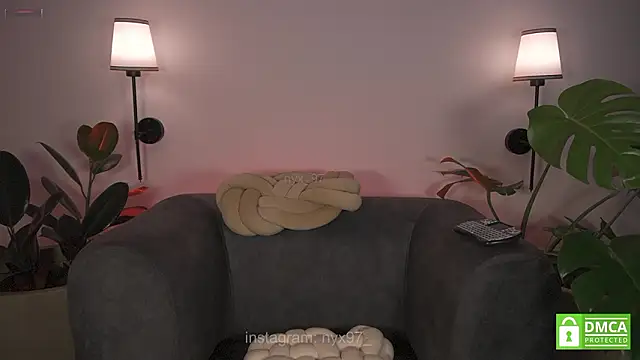 Chat +18 de nyx_97 ao vivo