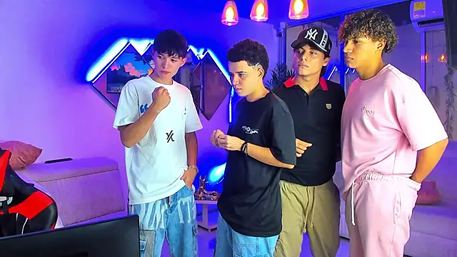 دردشة Houseofwarrios الجنسية المباشرة