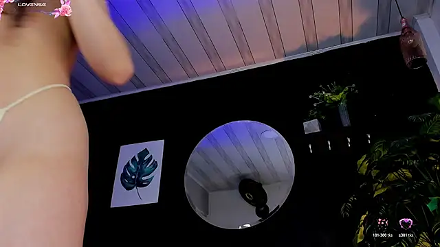 Noaah25_ Live XXX-Chat