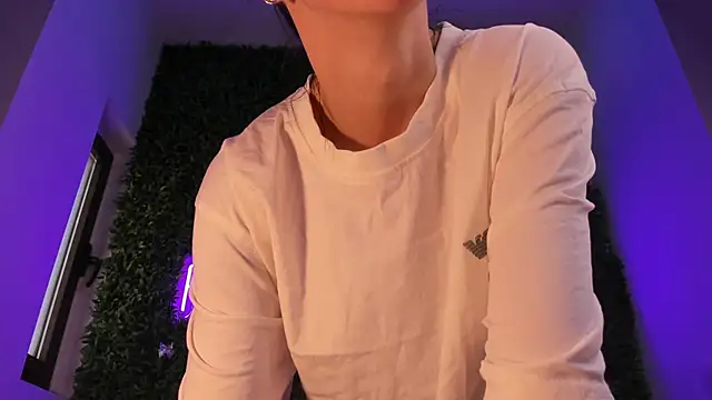 Chat XXX en directo de realhotfallingdevil