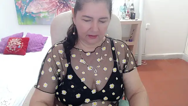 leonela_69 现场XXX聊天