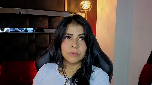 Aniajoness_: απευθείας συνομιλία ΧΧΧ