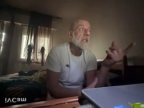 PierRiminiX Webcam show