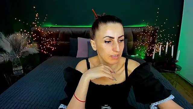 Rebecca_DiamondのライブXXXチャット