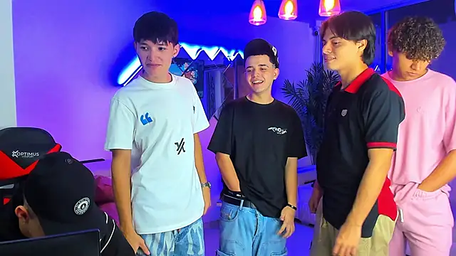 Онлайн чат XXX Houseofwarrios