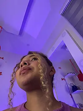 XXX chat uživo modela Gab_0212