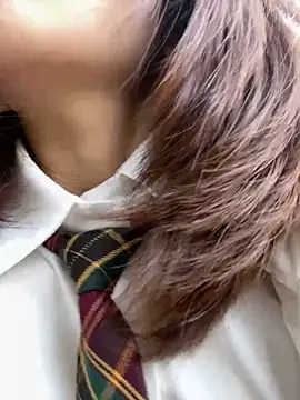 littleqiu: онлайн-секс-чат