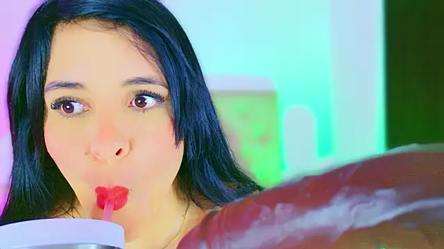 Chat XXX ao vivo de CharlootteEvans