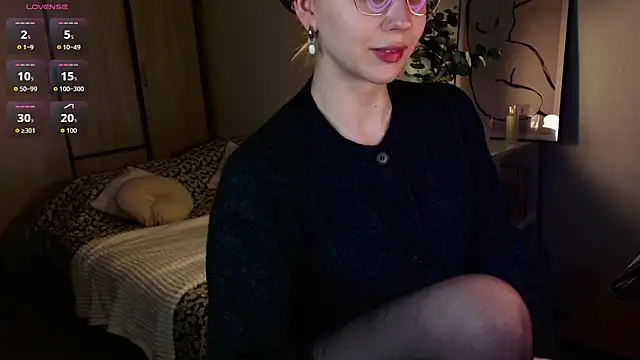 mynameloveeeeee Chat XXX in diretta