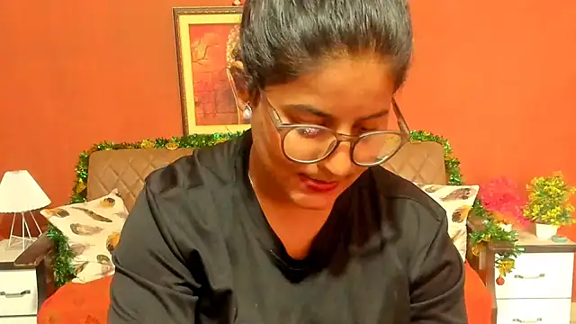 Jasmine_Jaey1's Live XXX Chat