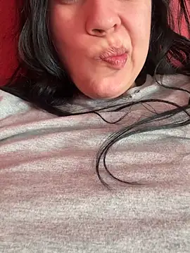 czruz 现场XXX聊天