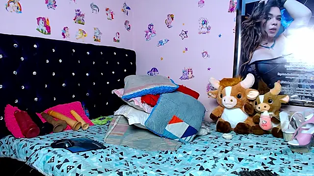 ShantalTsFox webkamerás műsora