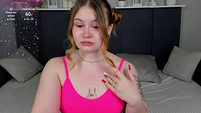 MilanaXHoney 现场XXX聊天