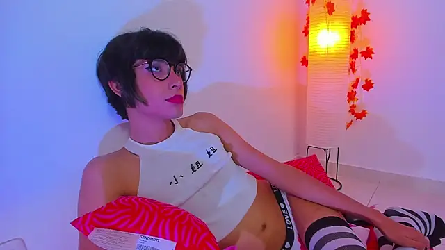 Madeline_21 Webcam show