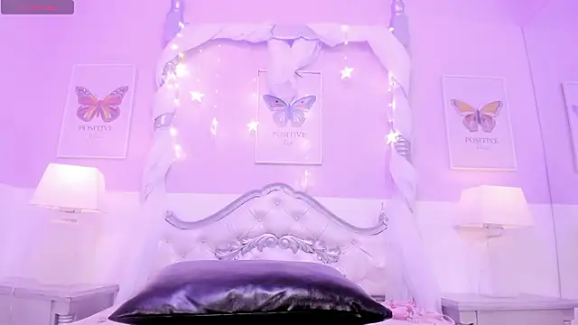 ElaineLaurent 现场XXX聊天