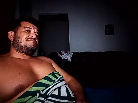 tarra122 即時 XXX 聊天