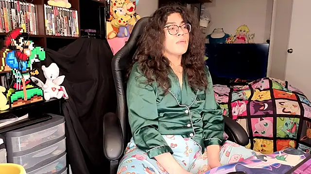 ShinyCherub webkamerás műsora