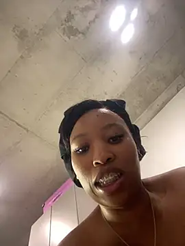 Mercedes_555 Show in webcam