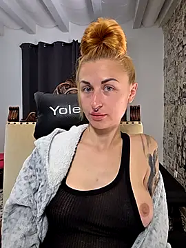 kylie_blck 现场XXX聊天